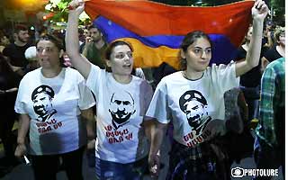 Сторонники группы <Сасна црер> собрались на площади Свободы год спустя