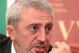 Арам Манукян призвал Овика Абрамяна <убрать жучки> из коридоров парламента