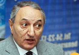 Депутат от фракции "Царукян" Вардан Бостанджян подал заявление о сложении своего мандата