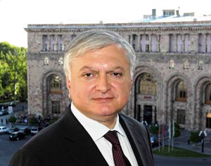 Edward Nalbandian says Sargsyan-Aliyev meeting in Paris was a step towards rapprochement of the two countries