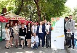 EY takes employees of Armenian ancestry back to their roots   