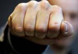 По делу об избиении отца чемпиона мира по боксу задержан скандально известный охранник Гагика Царукяна