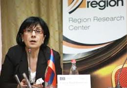 Лаура Багдасарян: Закон, запрещающий сотрудничество и общение с армянами, не повредит международному имиджу нефтеносного Азербайджана
