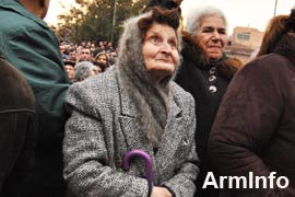 Парламент Армении в первом чтении внес изменения и дополнения в закон "О государственных пенсиях"