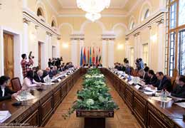 МИД РА: На очередном заседании Совета глав государств ОДКБ в Душанбе,  Армения намерена поднять вопрос о росте напряженности на границе