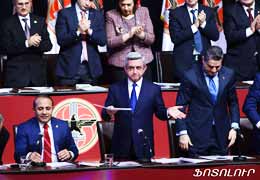 Власти Армении обсуждают возможность изменения Конституции и перехода к парламентской системе правления