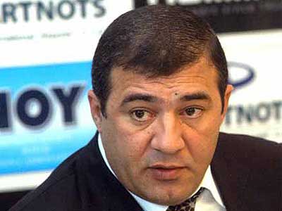 Глава Футбольной федерации Армении не видит причин подавать в отставку