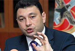 Sharmazanov: Nobody, even if he wants very much, can name at least one fact which is evidence of incapability of the Armenian authorities