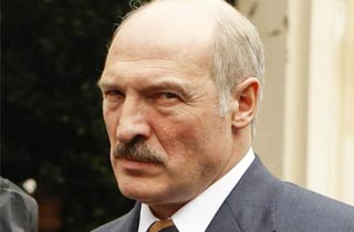 Александр Лукашенко поздравил Сержа Саркисяна с избранием на должность премьер-министра