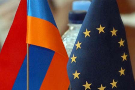 Вопросы сотрудничества обсудили спикер армянского парламента и глава делегации ЕС в РА