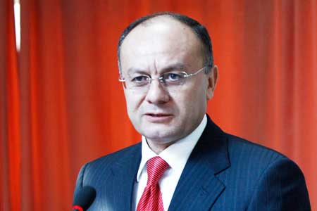 Сейран Оганян пообещал армянской молодежи коренные изменения в ряде сфер
