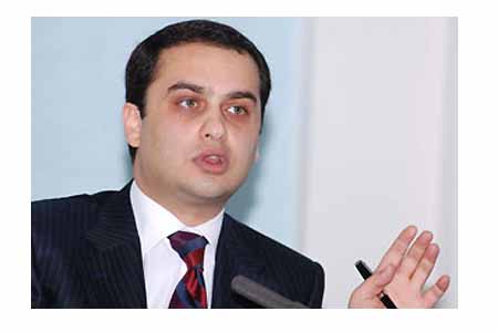 Viktor Soghomonyan refutes information about upcoming meeting of  Kocharyan-Abrahamyan-Ohanyan meeting in Moscow  