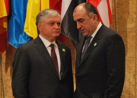 Согласившись на встречу Налбандян-Лавров-Мамедъяров, власти Армении поощрили, направленную на новые жертвы, политику Азербайджана