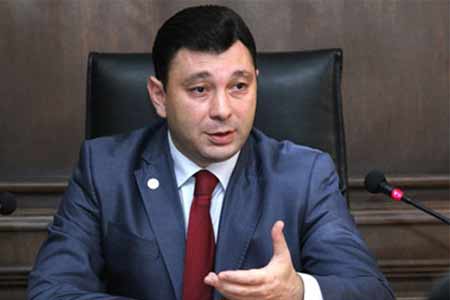 Шармазанов: Международное сообщество должно жестко отреагировать на перманентный обстрел Азербайджана армянских сел и мирных жителей
