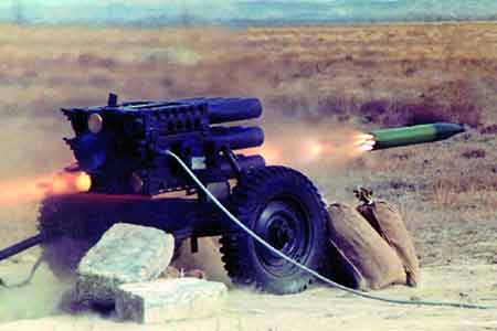 ВС Азербайджана обстреляли карабахские позиции из турецких установок TR-107