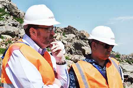 US Ambassador Richard Mills and AMCHAM Board Visited Amulsar Project and ContourGlobal Hydro Cascade 