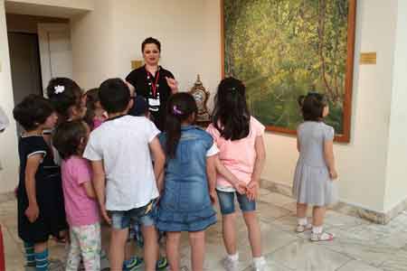 В совместном проекте Ростелеком Армения и Музея русского искусства приняли участие 36 детей из Котайкской области
