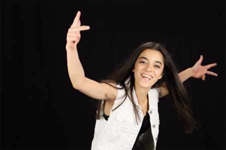 Представительницы Армении на конкурсе Новая Волна - 2017 заняли первое и второе места