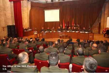 Президент Арцаха принял участие в заседании военного совета Армии обороны