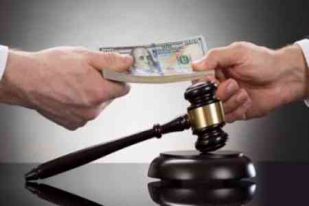 On occasion of bribery in Yerevan school opened a criminal case