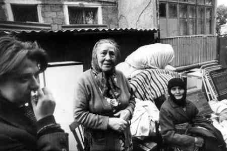 Ереван напомнил Баку о полумиллионе армянских беженцев из Азербайджана