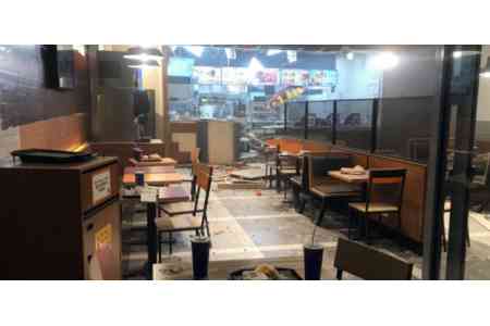 Взрыв в кафе БургерКинг: девять человек пострадали