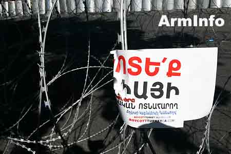 Police of Armenia: Many acts of protesters fall under the Criminal  Code