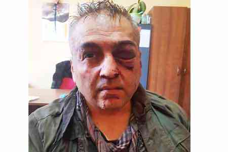 Police colonel attacked HSBC bank branch (video)