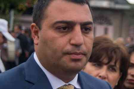 Mayor of Echmiadzin Karen Grigoryan resigned because of his  father-hero who steals soldiers` rations