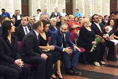 Prime Minister of Armenia in Moscow dined with representatives of Armenian community of Russia
