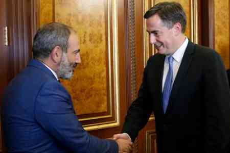 Макаллистер: Мы готовы к началу диалога с Арменией о либерализации визового режима