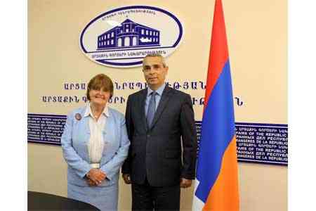 Masis Mayilian awarded the Baroness Caroline Cox a commemorative  medal devoted to the 25th anniversary of the creation of the Artsakh  Foreign Ministry.