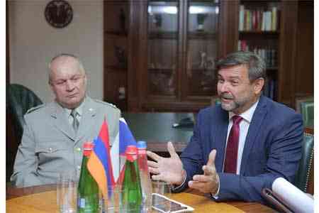 Армения и Чехия обсуждают пути расширения военного сотрудничества