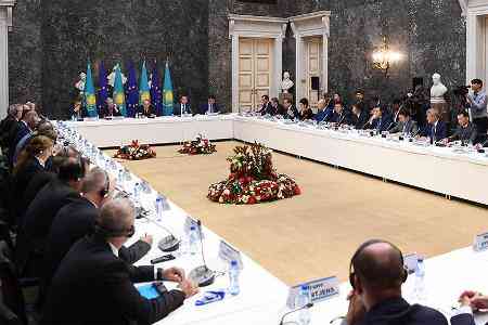 Нурсултан Назарбаев встретился в Брюсселе с представителями европейских деловых кругов