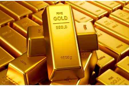 Более 200 кг золота купили казахстанцы у банков