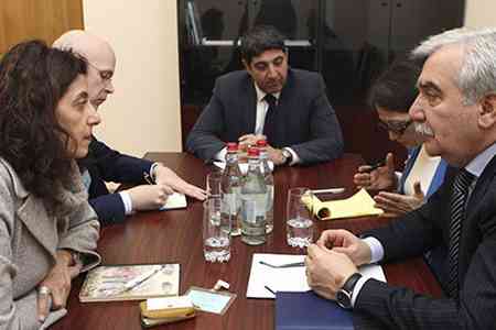 Andranik Kocharyan and Rosary Poulizi discussed the events planned in  Yerevan within the framework of NATO Week