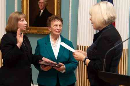Newly appointed US Ambassador to Armenia Lynne M. Tracy was  officially sworn