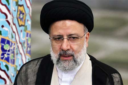 Президент Ирана призвал внерегиональные покинуть регион как можно скорее