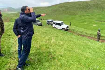  Фонд "Татоян": Азербайджанцы минируют участки суверенной территории Армении и крадут у населения скот