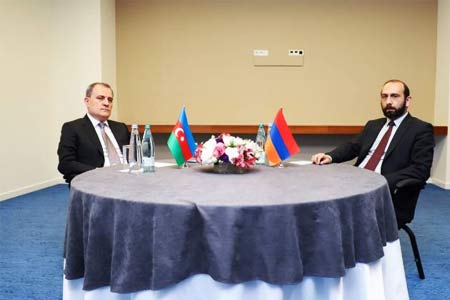 Мирзоян и Байрамов переговорили в Тегеране