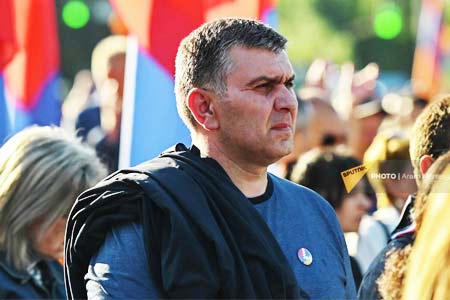 Адвокат: Григорий Хачатуров остается под арестом по решению высшего звена руководства страны