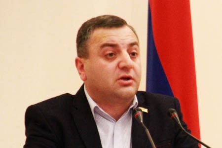 Глава фракции НС Арцаха: к сожалению, ничего не говорится о роли властей Армении в арцахском кризисе