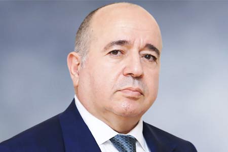 Экс-министр обороны назвал Пашиняна «самым слабым, самый трусливым и предательским руководителем Армении за всю ее историю»