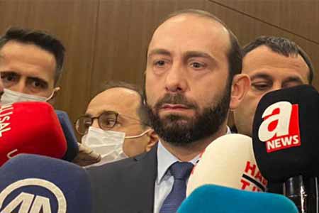 Мирзоян: Армения заинтересована в наличии железнодорожного сообщения с Ираном, Россией и Центральной Азией через территорию Азербайджана