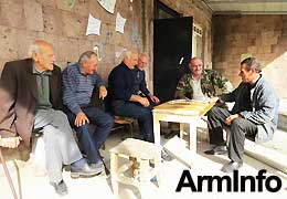 Զրույց քաղաքականության շուրջ
