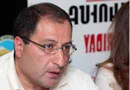 Hayk  Halumyan alarm: his client is being stressed mentally