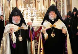 Армянские католикосы потребовали у Турции признать Геноцид армян и полностью компенсировать потери армянского народа