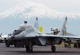 С начала года летчики российской авиабазы в Армении совершили 150 вылетов и провели свыше 50 учебных воздушных боев
