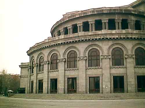 Балет "Серенада" Баланчина будет представлен на ереванской сцене