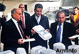 Премьер-министр Армении удовлетворен результатами освоения компанией "ОВАЛ" Пластик госкредита в 140 млн драмов
